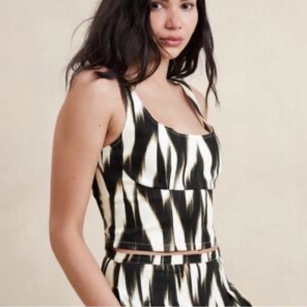 Banana Republic Linen-Blend Cropped Bustier